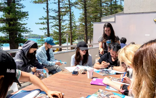 Estudiantes de Lexis en Manly