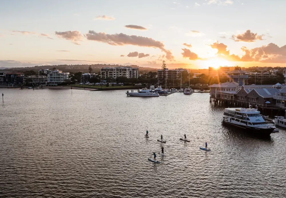 El río de Mooloolaba al atardecer