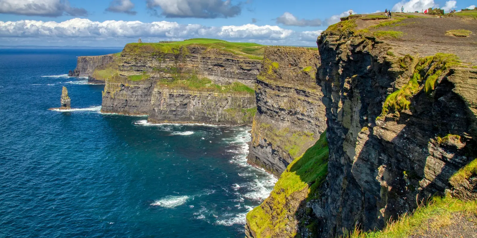 Los acantilados de Moher sobre el océano Atlántico, en la costa oeste de Irlanda