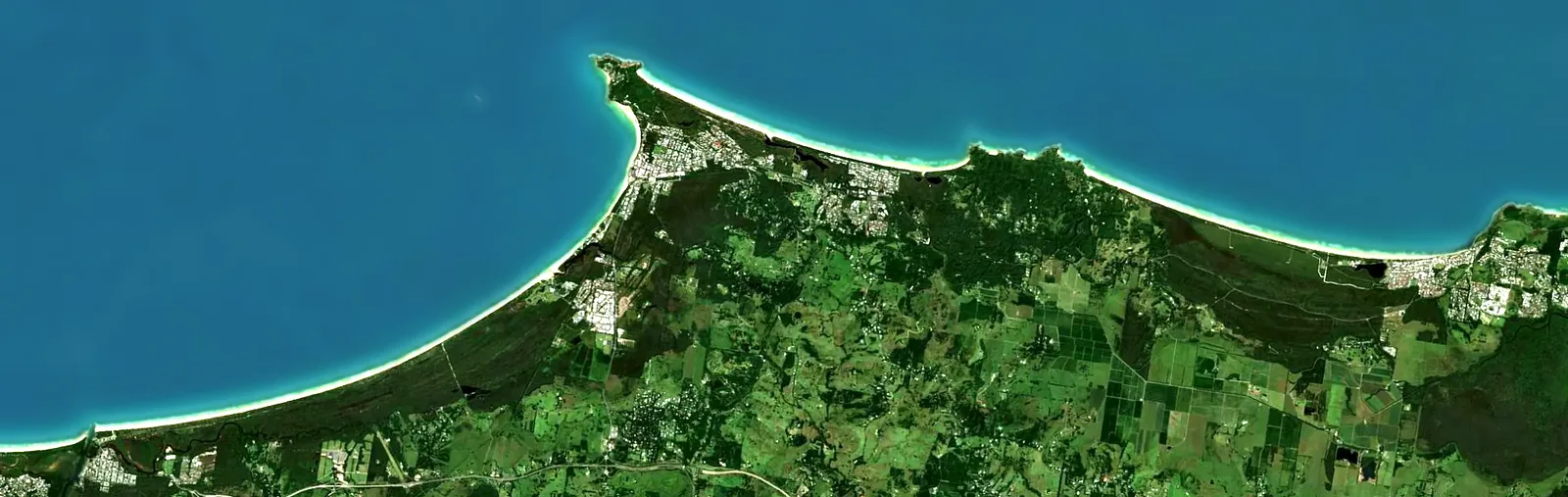 Vista de satélite de la costa de Byron Bay, de Brunswick Heads a Lennox Head